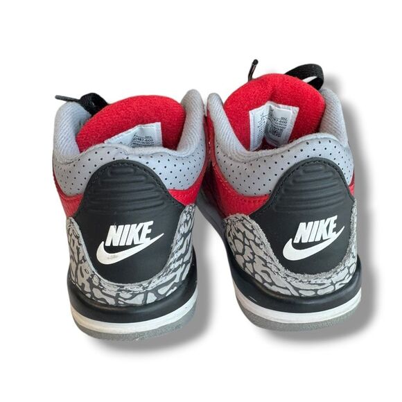Air Jordan 3 Retro SE PS 'Unite' Kids Red Sneakers Size 11C - Picture 5 of 7